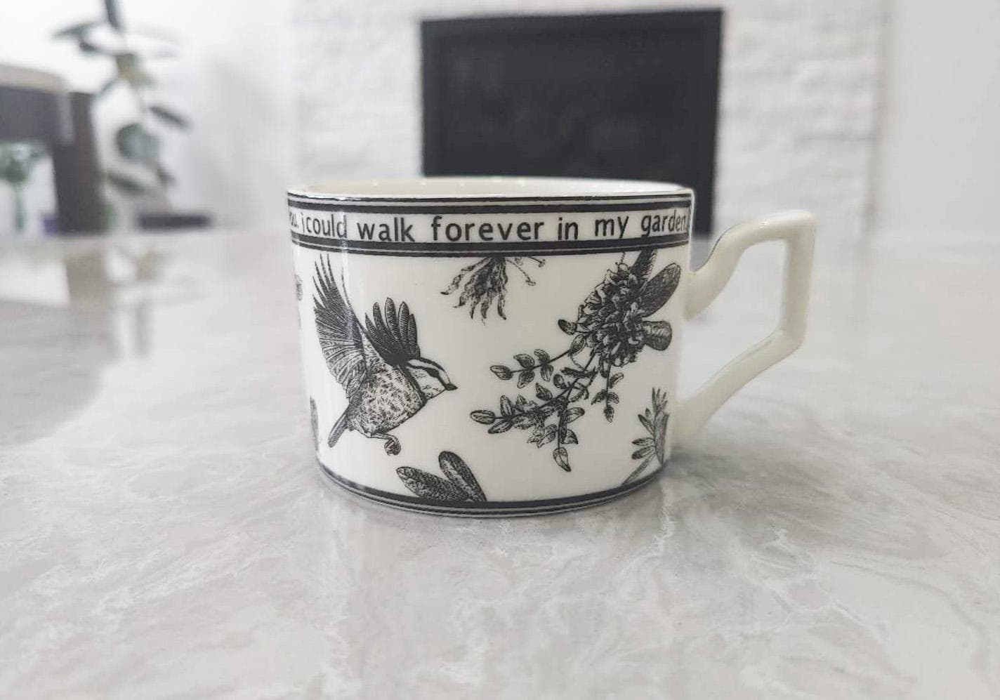 Elegantes Tassenset mit Vogelmotiv und Tuschemalerei – Vintage-Tee- und Kaffeetasse | Trinkgeschirr | Blumentasse | Valentinstagsgeschenk | Nachmittagsteetasse | Vintage-Tasse