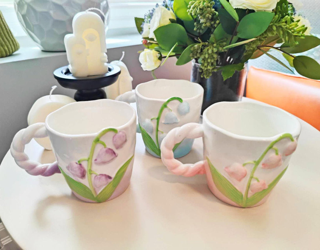 3D Embossed Lily Mug Front view