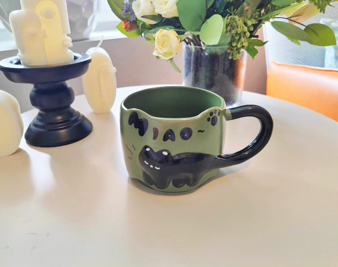 Black Cat Embossed Ceramic Mug Green