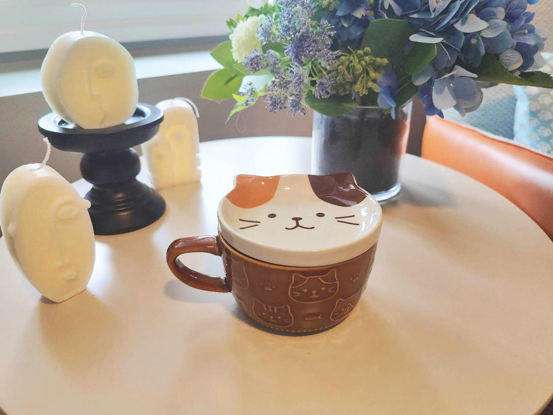Cat Breakfast Mug with Sauce Chestnut Brown