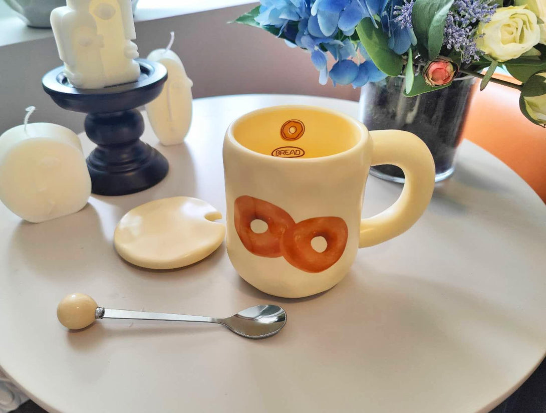 Ceramic Donut Mug with Lid side view